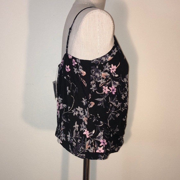 Express sleeveless floral blouse size small - Picture 6 of 11